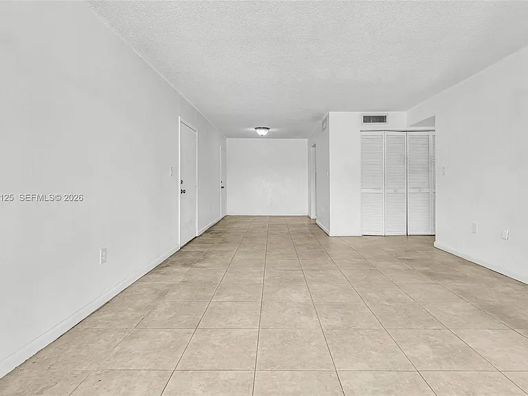 7201 Miami Lakes Dr #B14 — Photo 5
