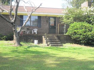 Winchester Dr, Waycross, GA 31501