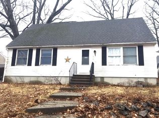 15 Miami St, Worcester, MA 01605