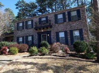 5 Racquet Ct, Little Rock, AR 72227