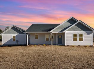 143 Christmas Light Rd, Kenly, NC 27542