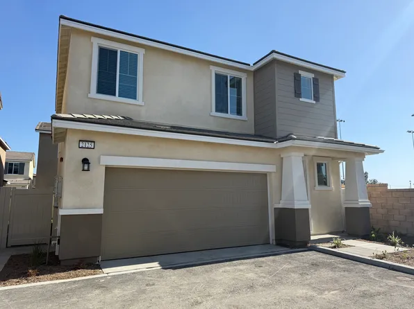 2125 Bergamot St, Redlands, CA 92374