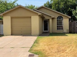 2519 Whitehurst Dr, Fort Worth, TX 76133