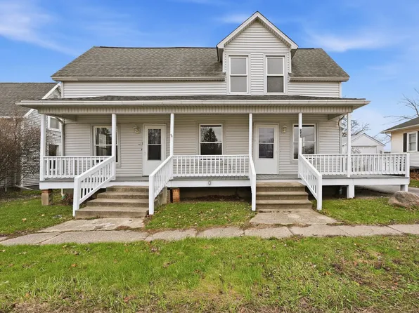 202 E Whitley St, Churubusco, IN 46723