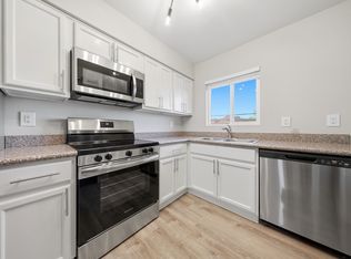 127 S Outpost Rd APT 4, Apache Junction, AZ 85119