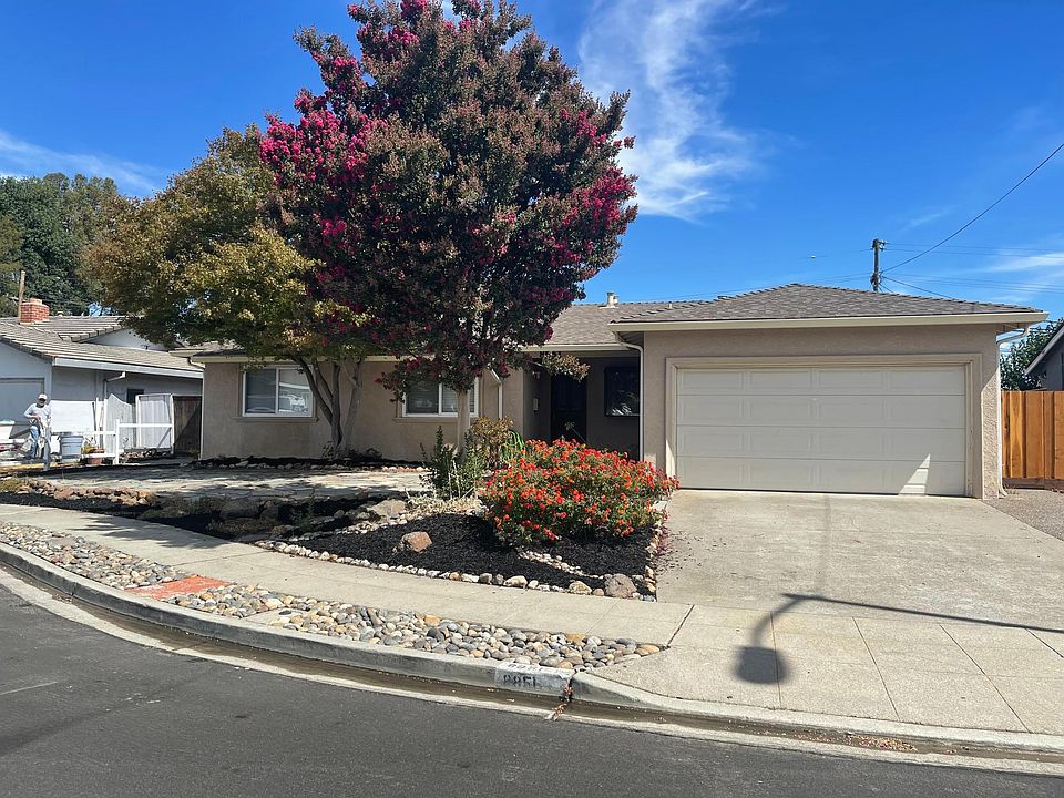1st image of 8851 Longford Way