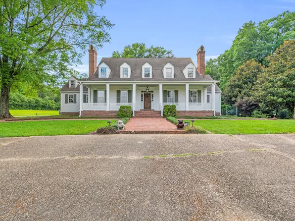 192 Wood Ridge Rd, Starkville, MS 39759