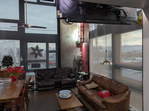 (undisclosed Address), Oakland, CA 94607