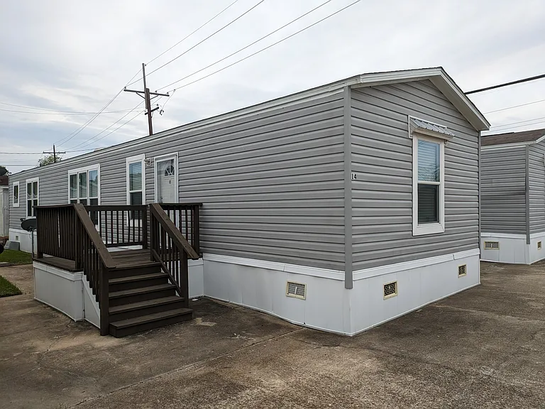 5435 Fannett Rd #14 — Photo 6