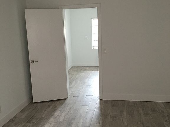 3rd image of 535 Spencer Dr APT 1