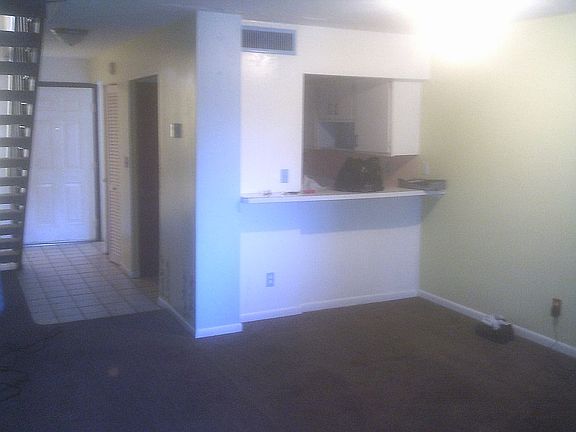 2nd image of 100 E Kentucky Ave APT B1
