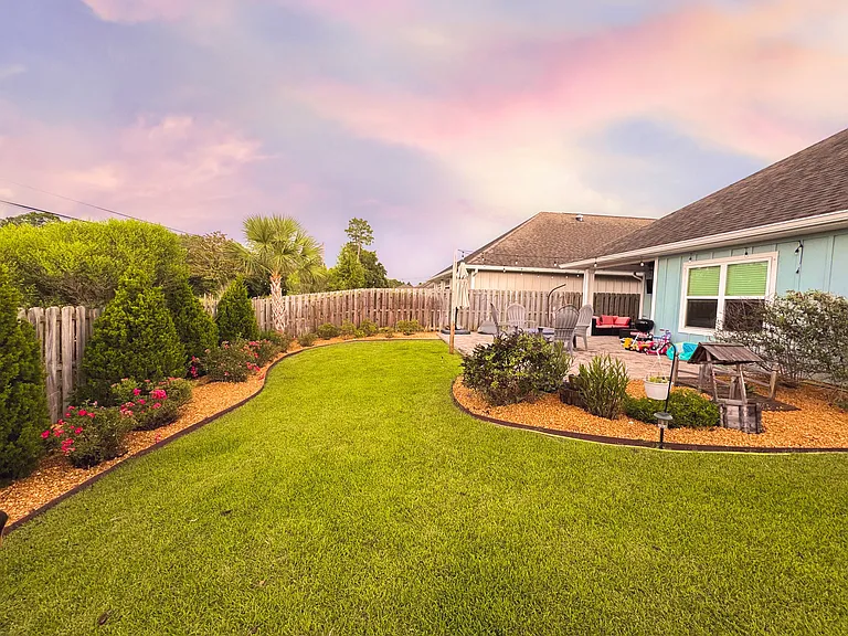 5772 Conley Ct — Photo 3