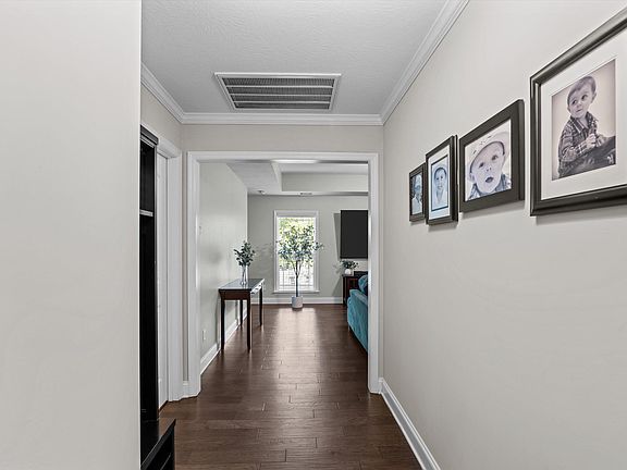 5th image of 1110 Bubbling Springs Drive