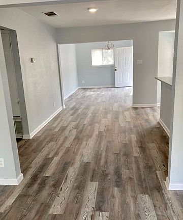 3rd image of 5102 Casa Oro St