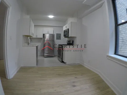 Rented by Christie Property Group | media 32