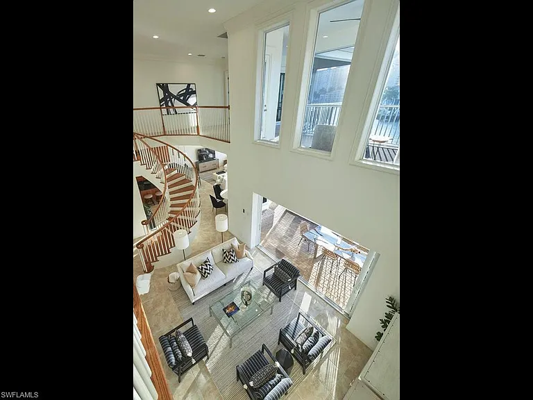 4419 Crayton Rd — Photo 32