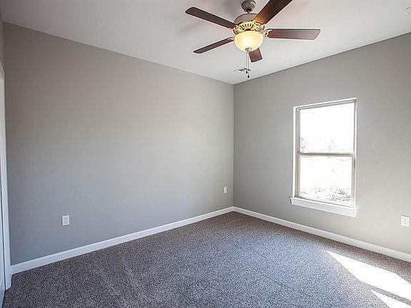 3rd image of 3505 Eldridge Dr