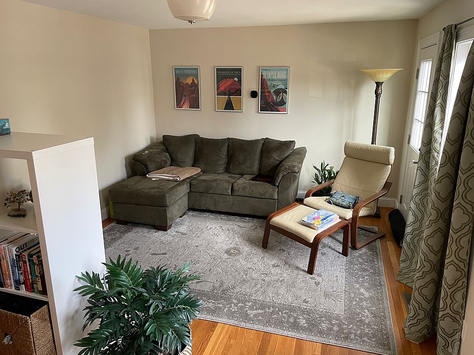 1st image of 17-19 Linden St #1