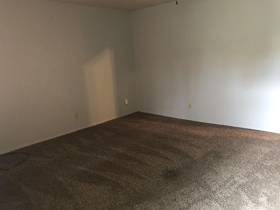 2nd image of 1005-1007 Church St #1005