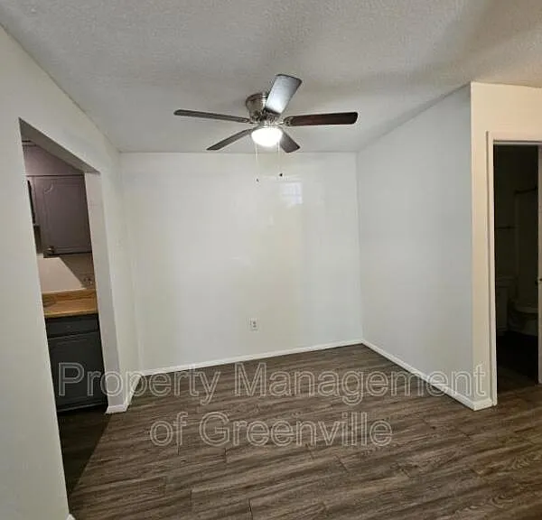 6526 White Horse Rd #7F — Photo 4