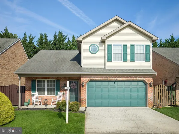 20417 Kings Crest Blvd, Hagerstown, MD 21742