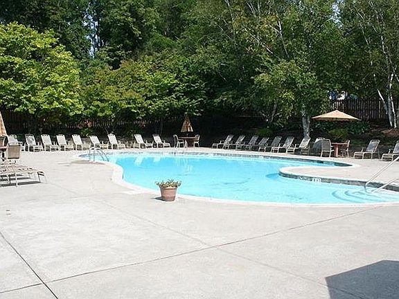 Community pool
