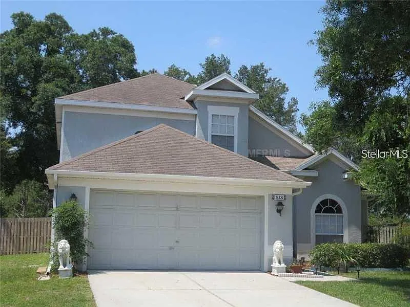 828 Garden Glen Loop
