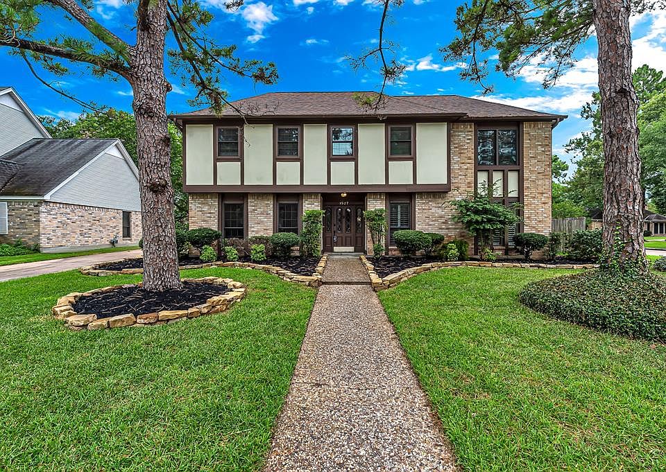1st image of 1527 Earl Of Dunmore Ln