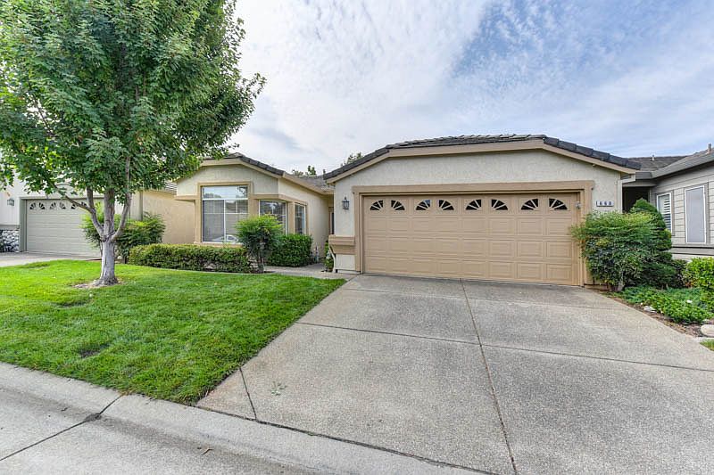 1st image of 660 Diamond Glen Cir