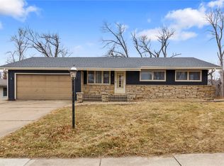 3315 Wenig Rd NE, Cedar Rapids, IA 52402