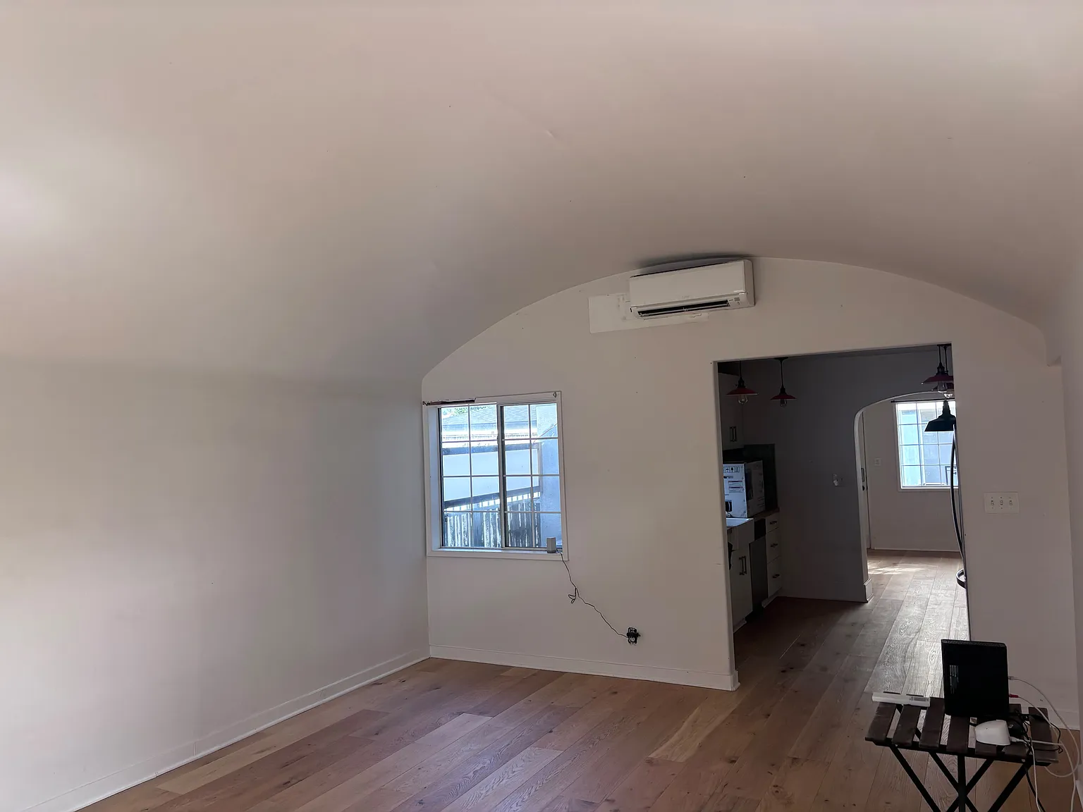 2 bed, 970 sqft, $3,500 — Photo 3