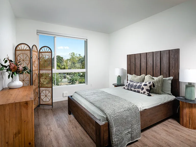 200 S Zoo Ln — Photo 23
