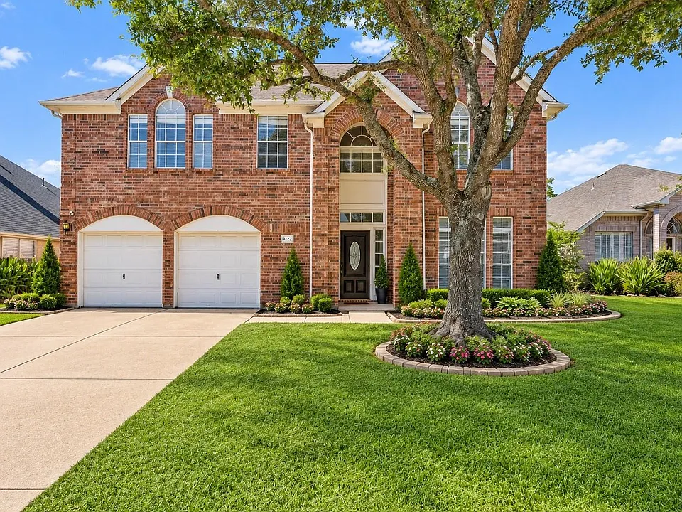 4122 Roaring Trail Dr