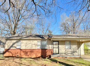 5604 Loch Lomond Rd, Memphis, TN 38116