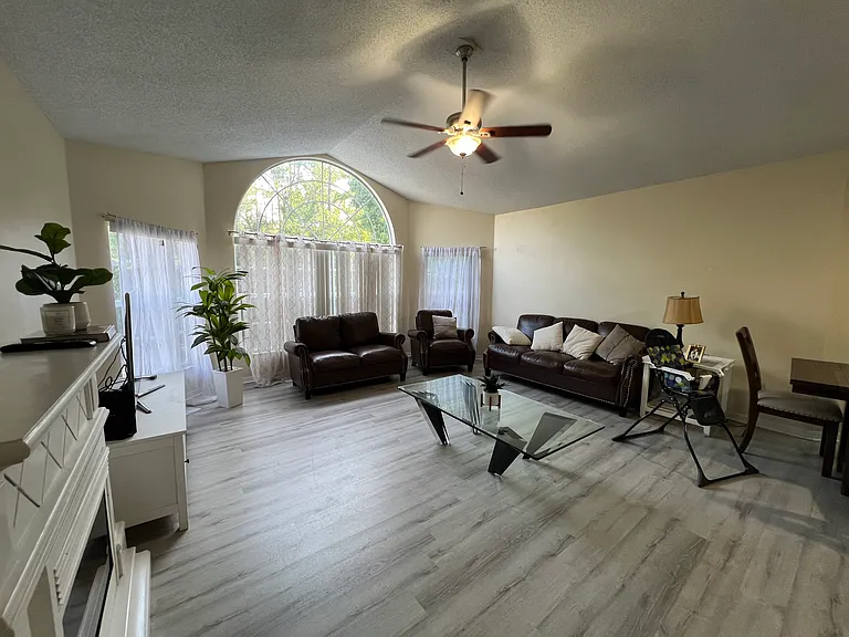 2000 Royal Bay Blvd #130 — Photo 3