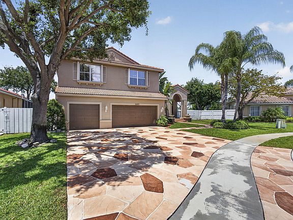 2nd image of 6263 Shadow Tree Lane