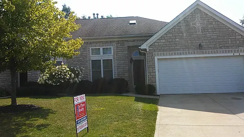 492 Radcliff Dr Photo 1