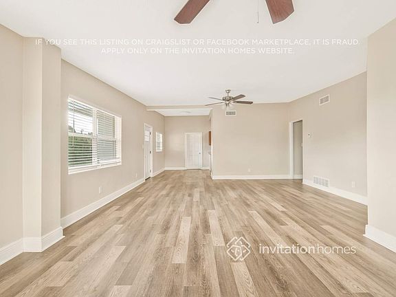 3rd image of 2412 Martinwood Dr