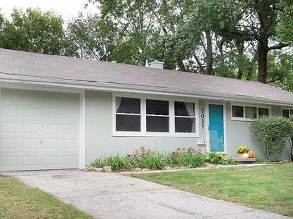 7027 Hadley St, Overland Park, KS 66204
