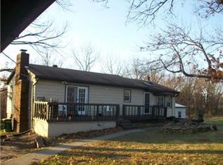 1604 N Allen Rd, Sugar Creek, MO 64050