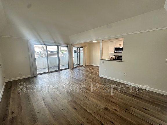 4th image of 2869 Instone Ct