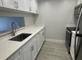 9455 W Flagler St #201, Miami, FL 33174