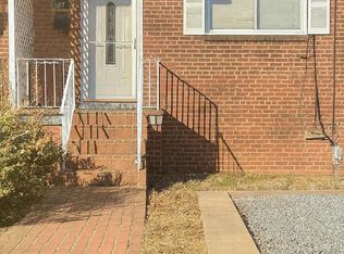 5017 Roseld Ct, Oxon Hill, MD