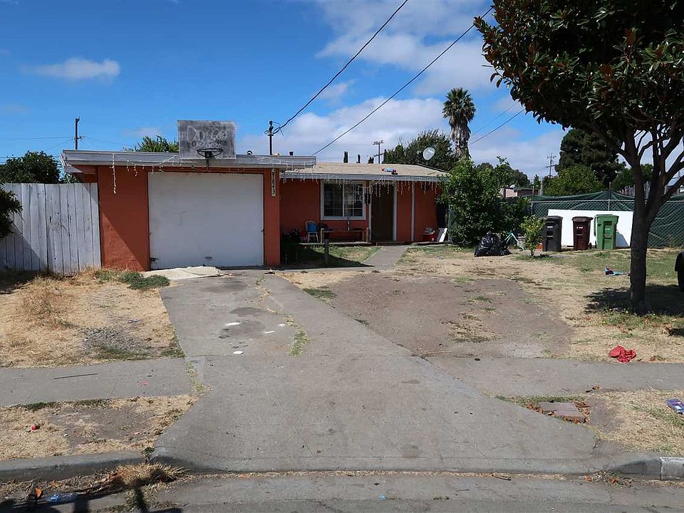 1st image of 27843 Lanai Ct