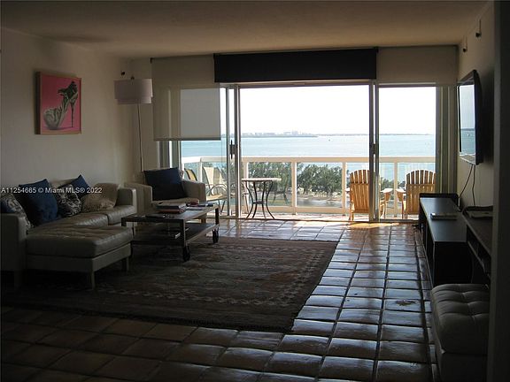 5th image of 2451 Brickell Ave APT 17U