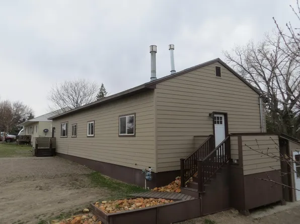 923 4th St SW #923, Great Falls, MT 59404