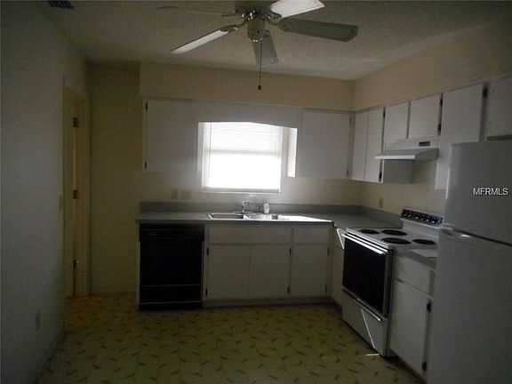 3rd image of 1341 McCrory St