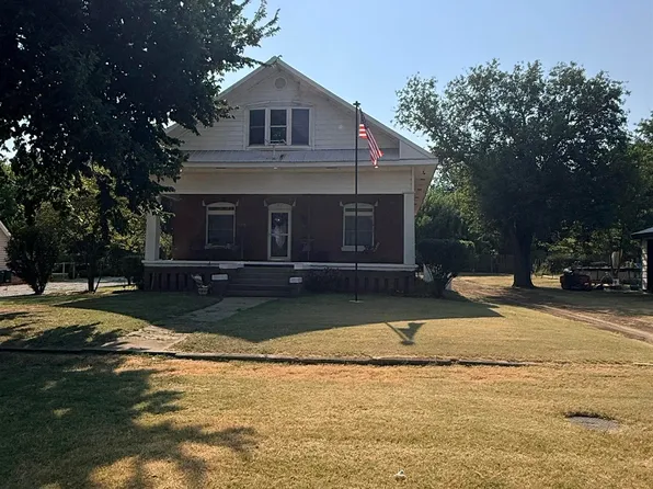 211 N Plum St, Argonia, KS 67004