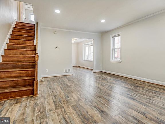 4th image of 946 Middlesex Rd