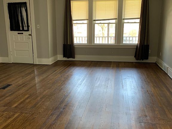 4th image of 108 Greenfield St Floor 1